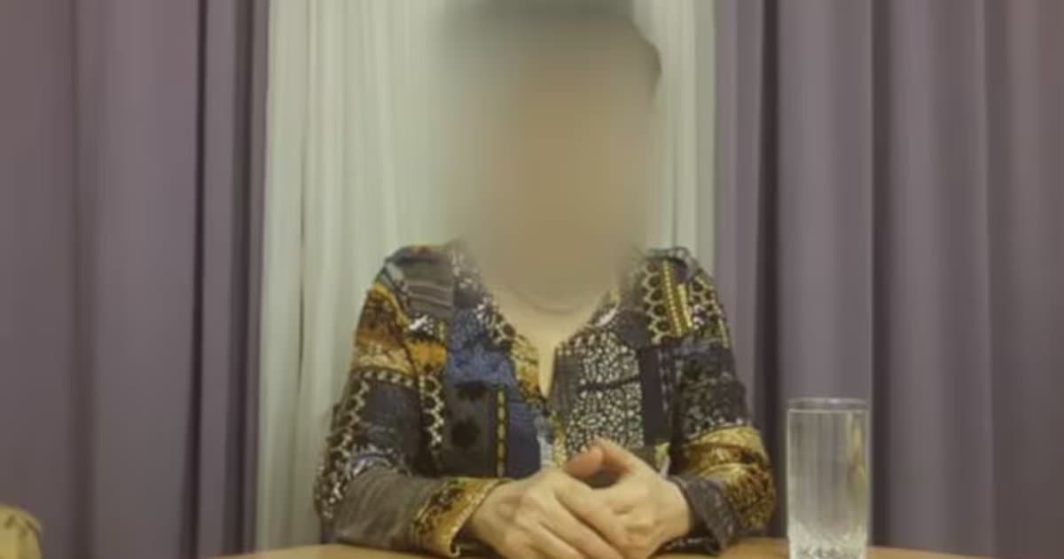 Mujer asegura venir del año 3780 y revela impactante futuro dominado por robots